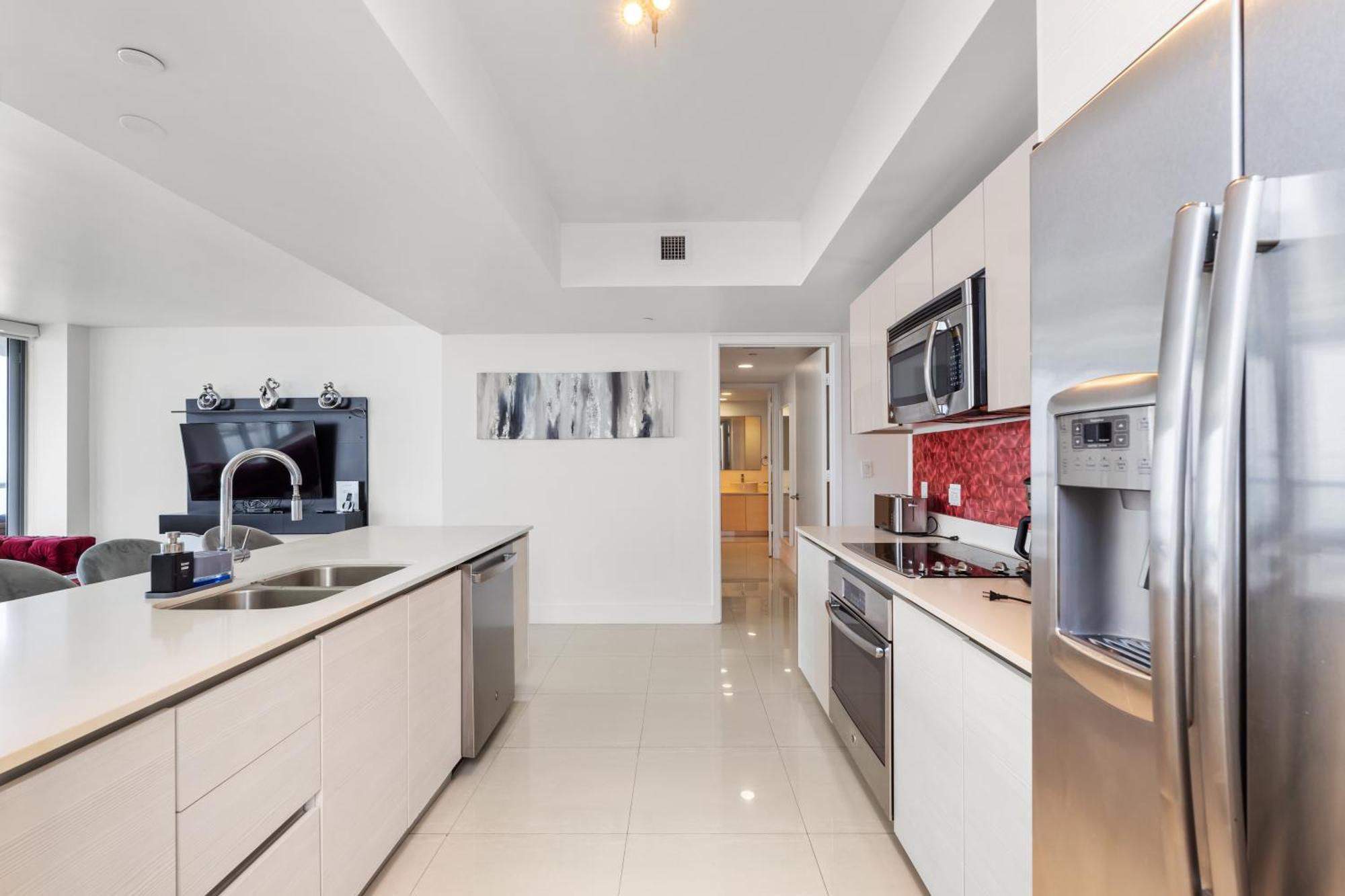 Beachwalk Resort - Vip Tower - Oceanview Unit 3 Bedroom & 3 Bathroom ハランデール・ビーチ エクステリア 写真