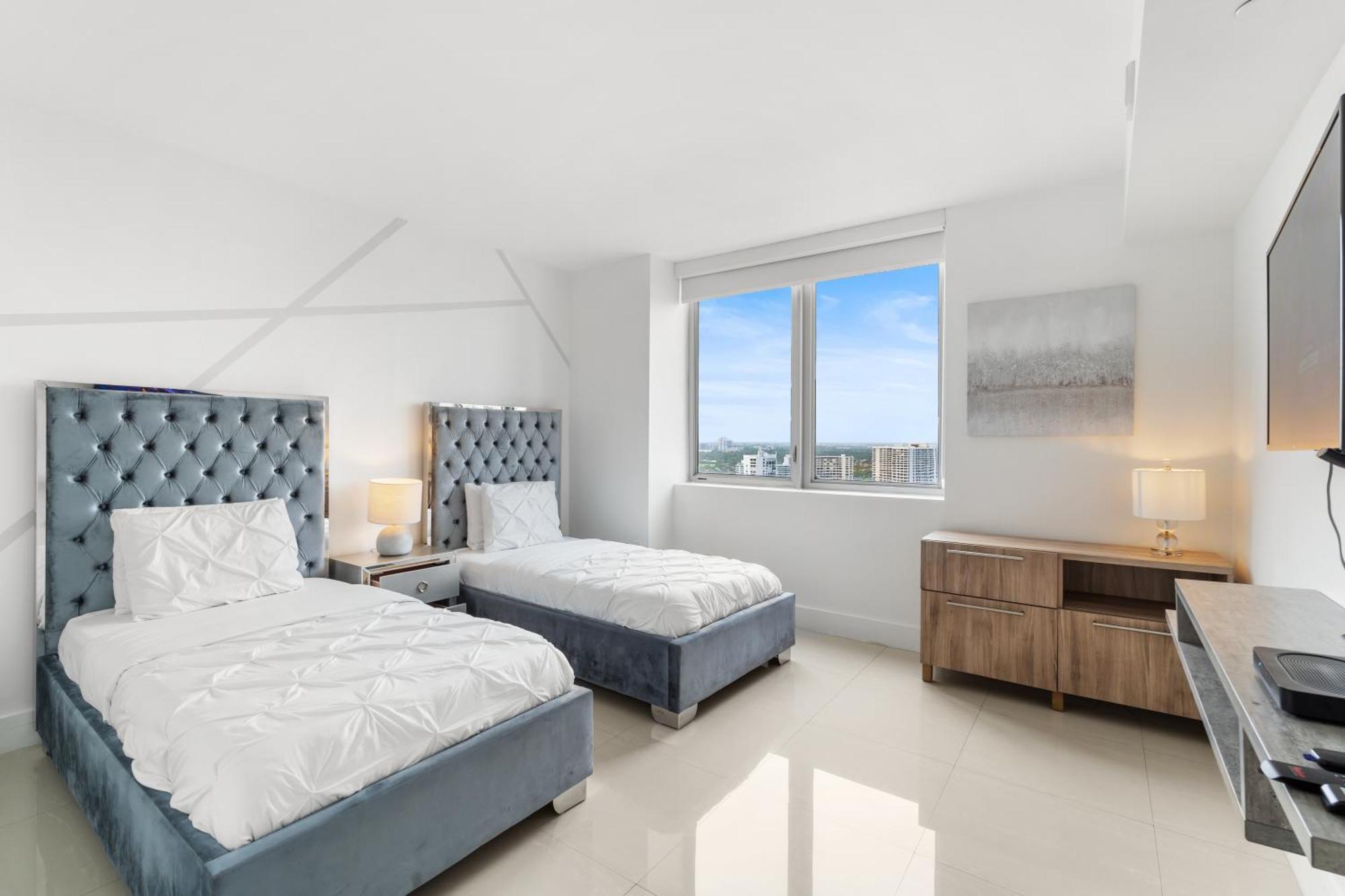 Beachwalk Resort - Vip Tower - Oceanview Unit 3 Bedroom & 3 Bathroom ハランデール・ビーチ エクステリア 写真