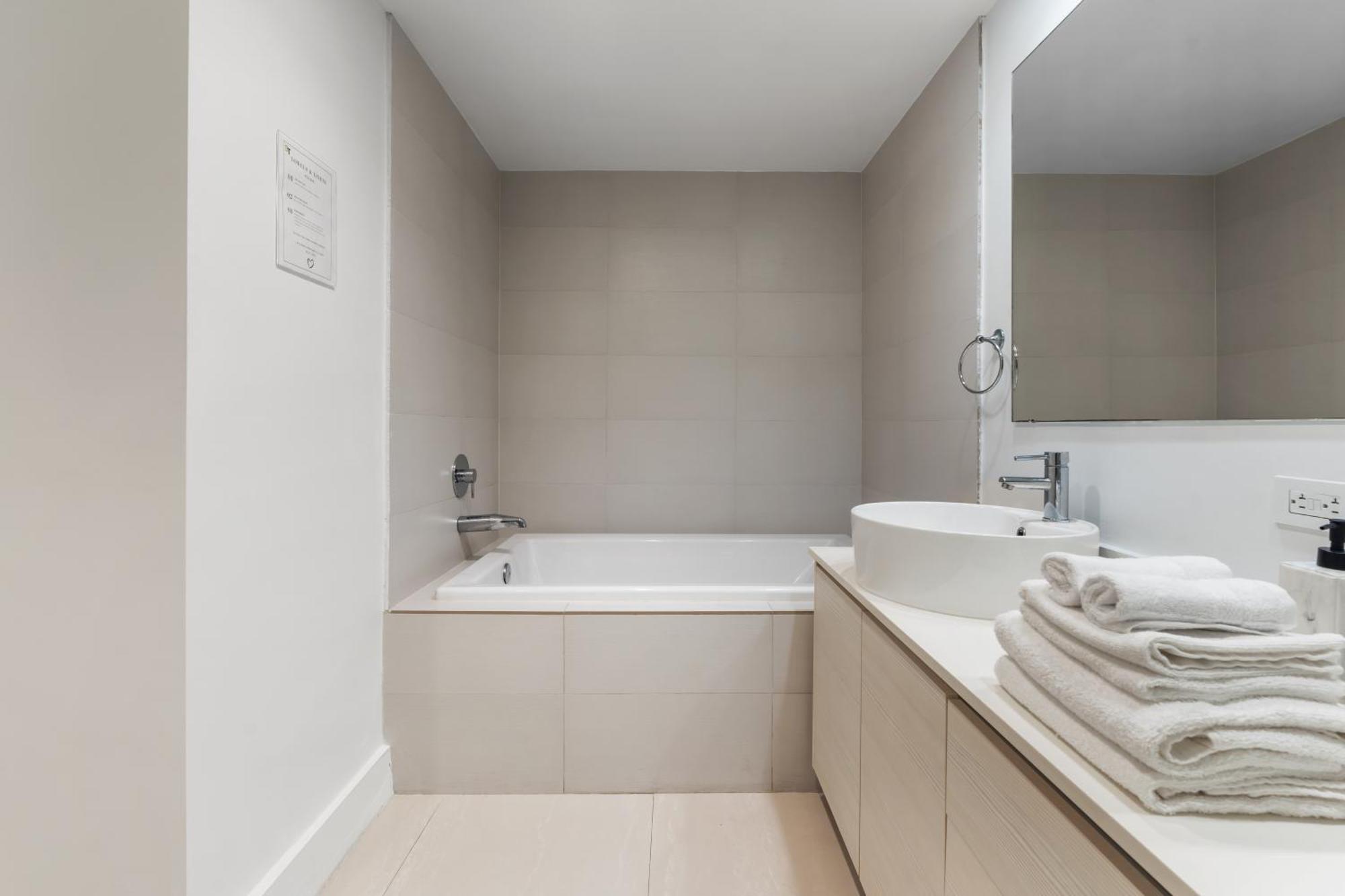 Beachwalk Resort - Vip Tower - Oceanview Unit 3 Bedroom & 3 Bathroom ハランデール・ビーチ エクステリア 写真